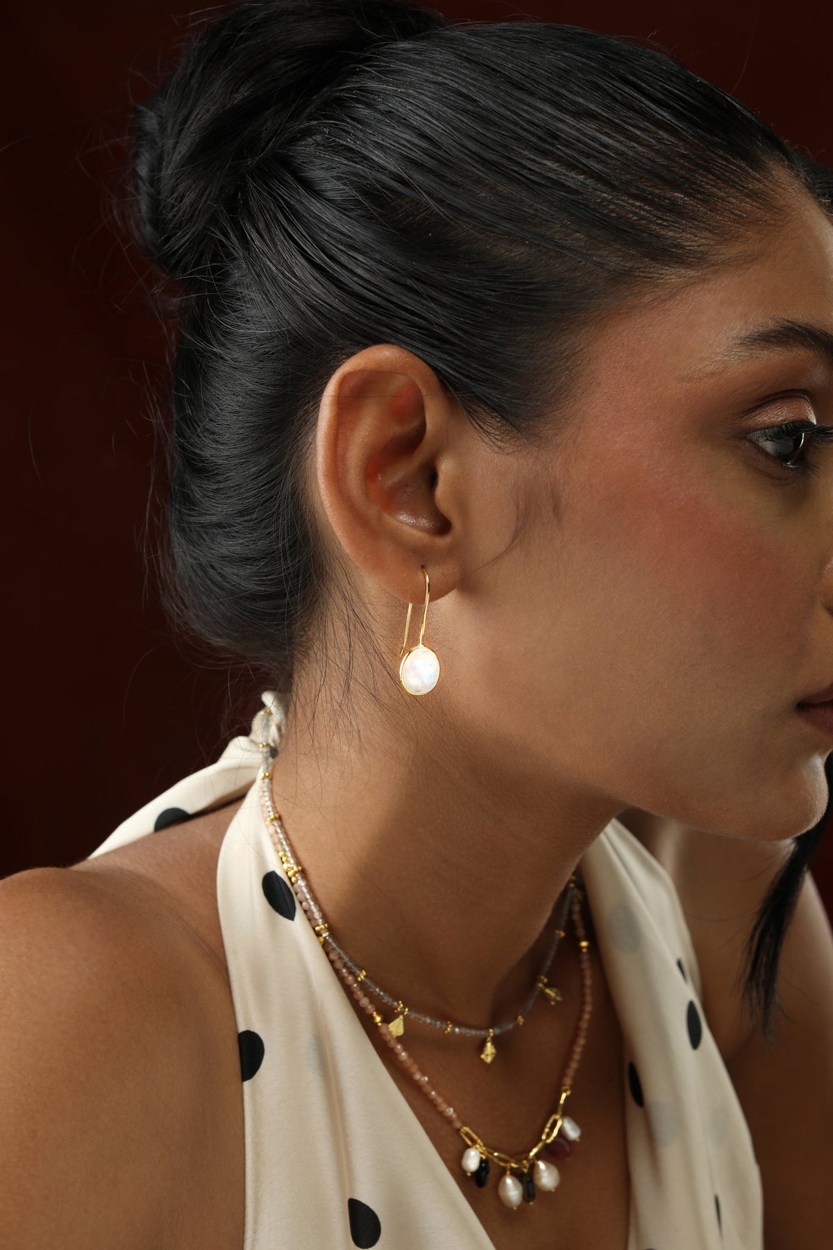 Awaari Iklil Earrings (Moonstone)