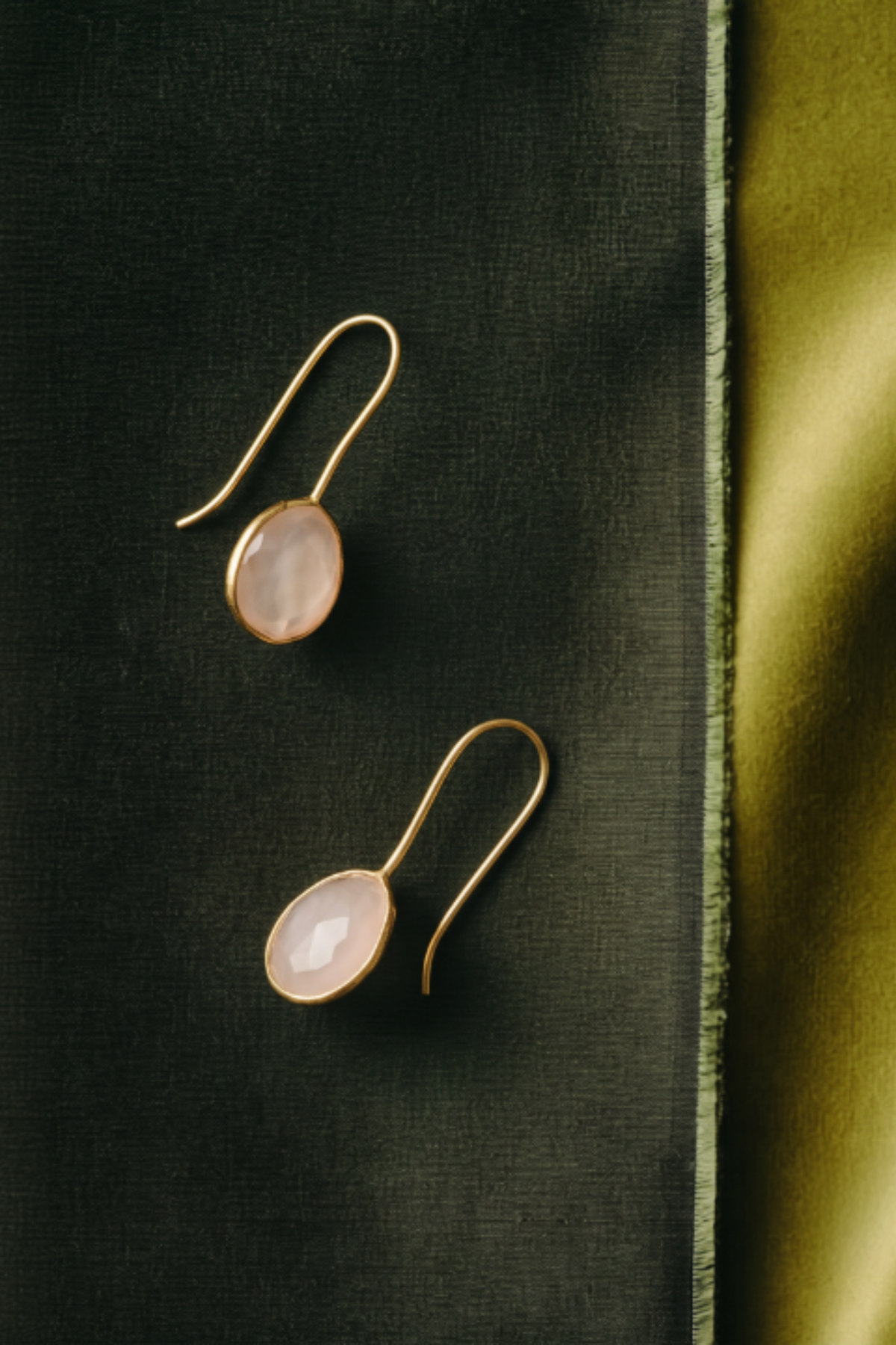 Awaari Iklil Earrings (Rose Quartz)