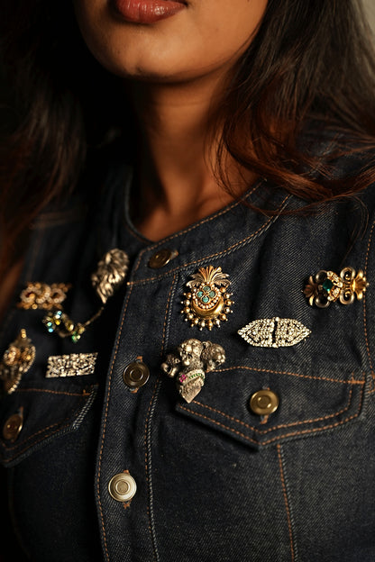 Fitrat Errai Brooch