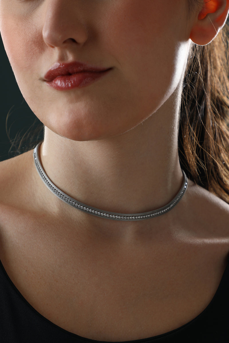 Fitrat Teval Choker